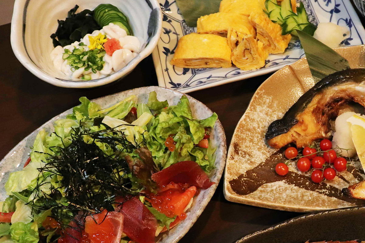 お魚食堂 にしおぎ商店
